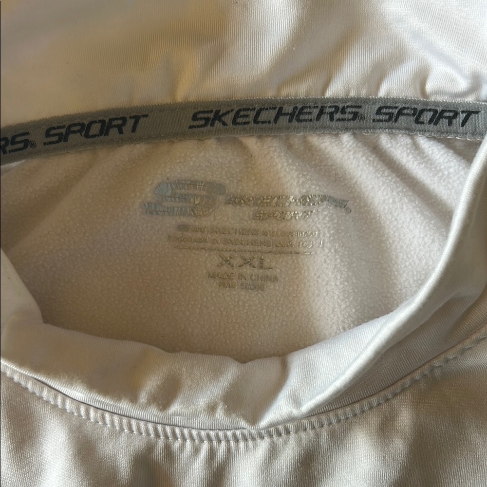 Skechers White Sweatshirt